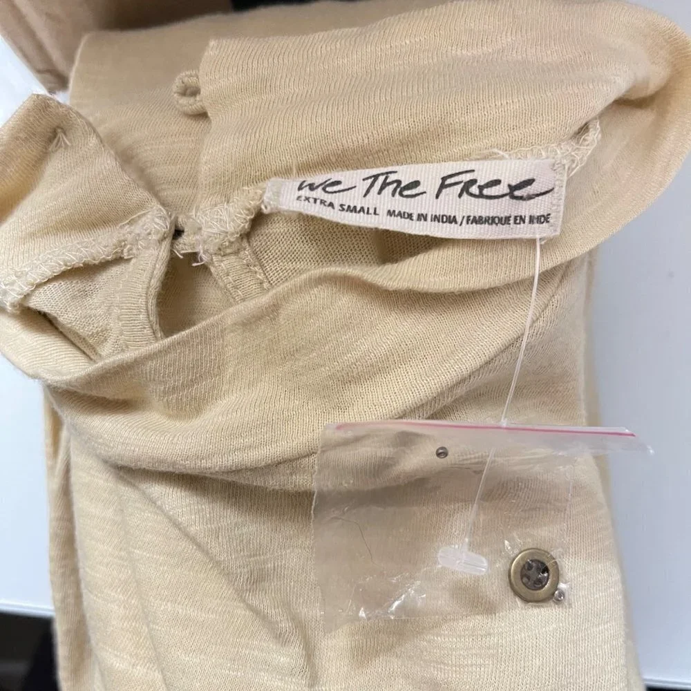 Free People Women's NWOT Tan Wheat Hooked On You Turtleneck Embroidered Top XS